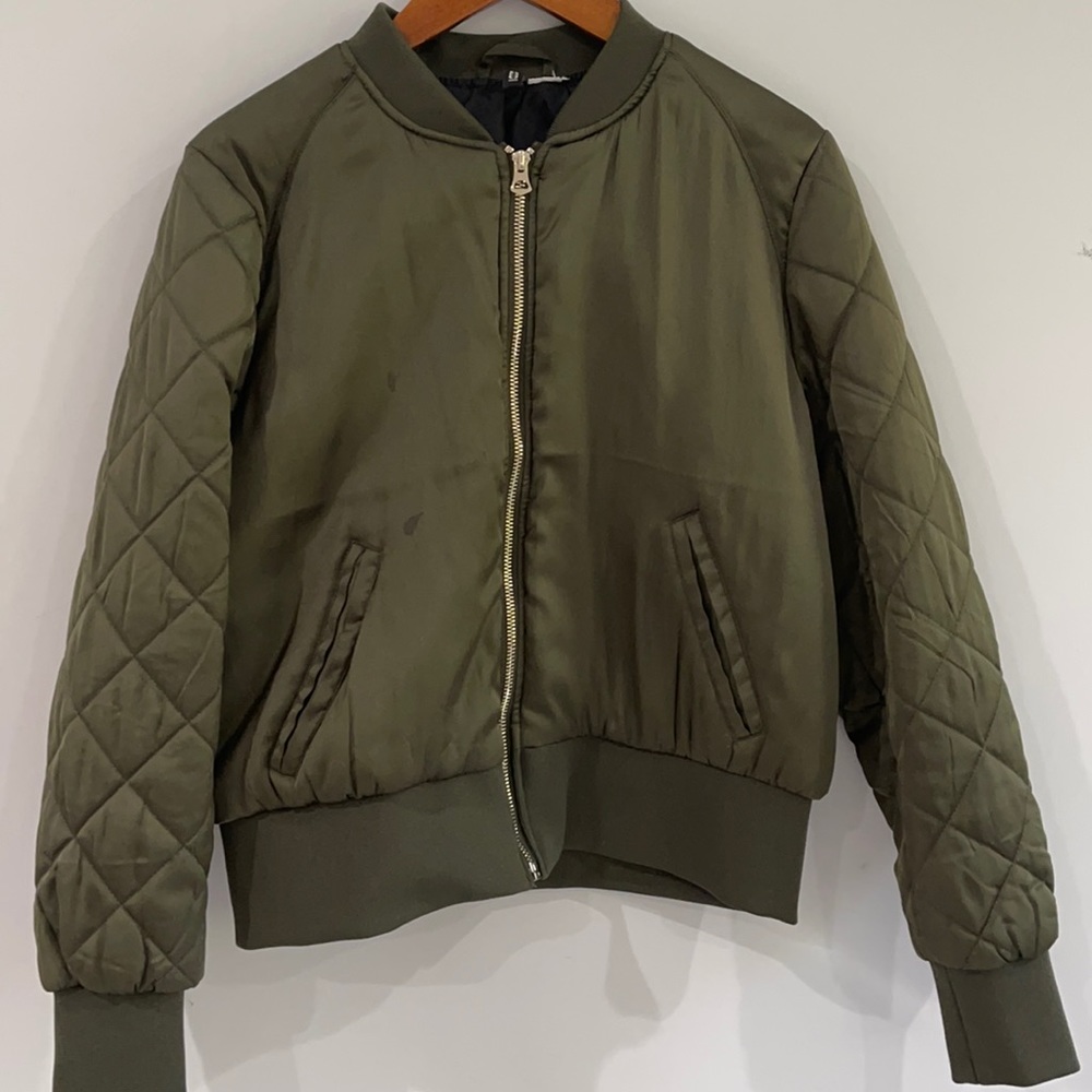 Stunning green bomber jacket